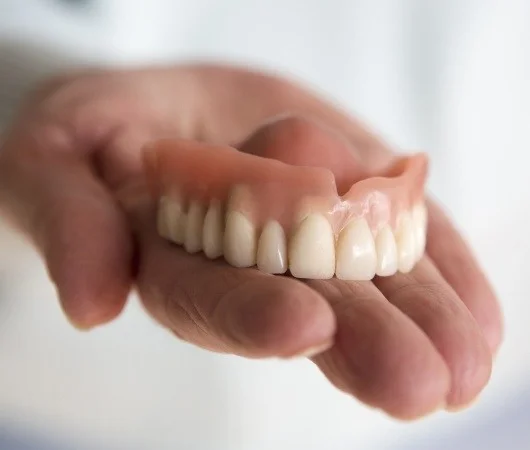 Dentures-img